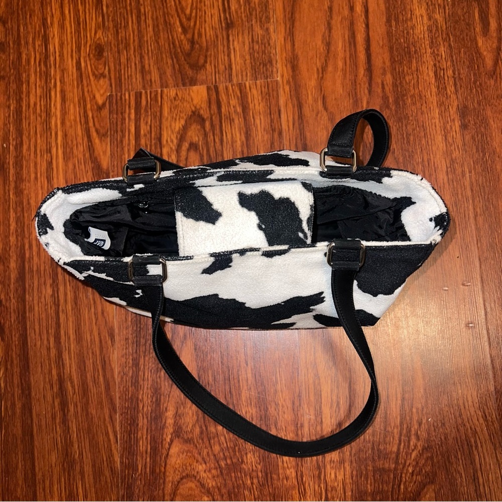 GAP Cow Patterned Shoulder Bag - Picture 4 of 7